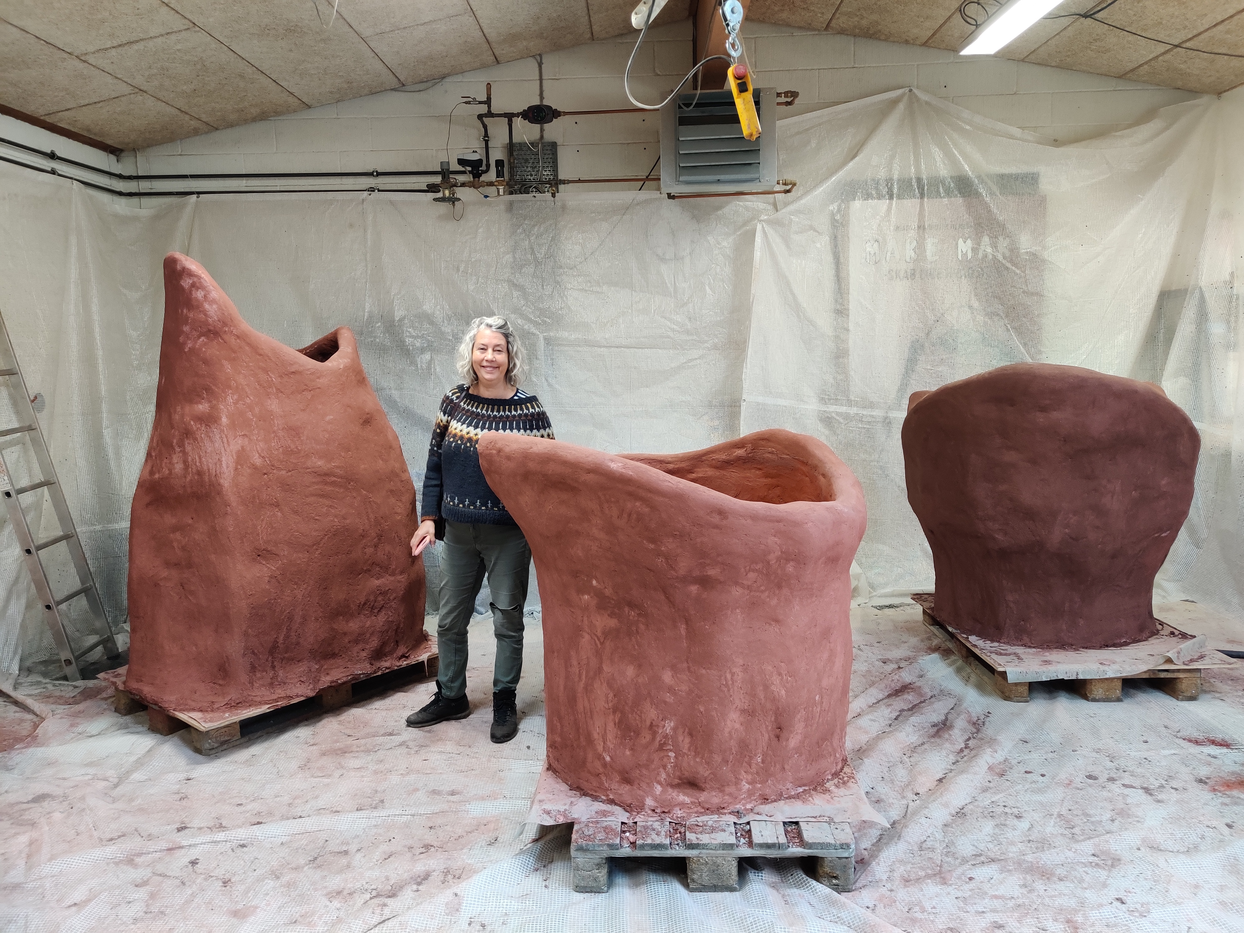 Giant ConcreteClay jars size comparison
