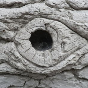 Tree with green cut off made in ConcreteClay from MakeMake.