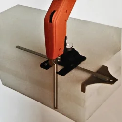 Styreskinne til varmekniv / isoporskjrer