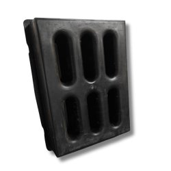 Stor stpeform med avlange hull